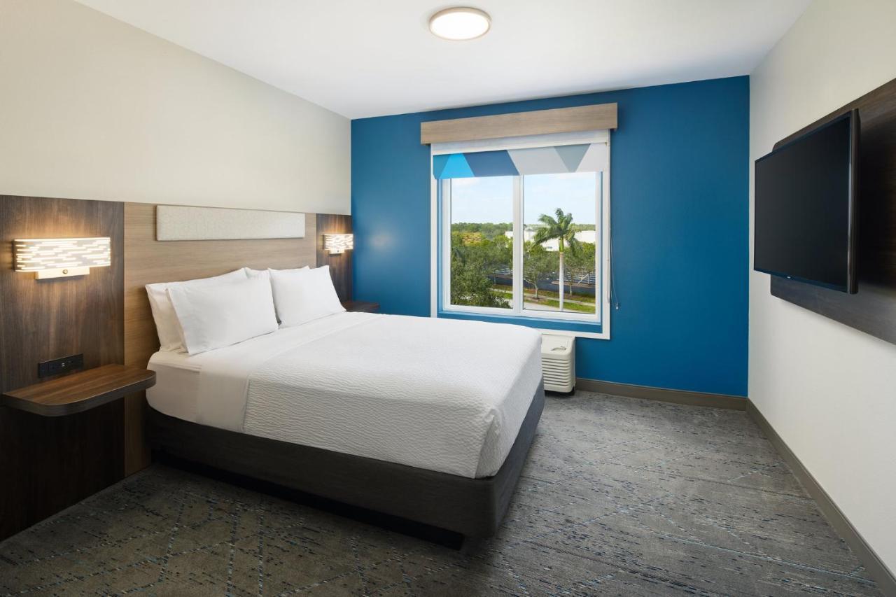 Holiday Inn Express Hotel & Suites Port St. Lucie West By Ihg Eksteriør billede