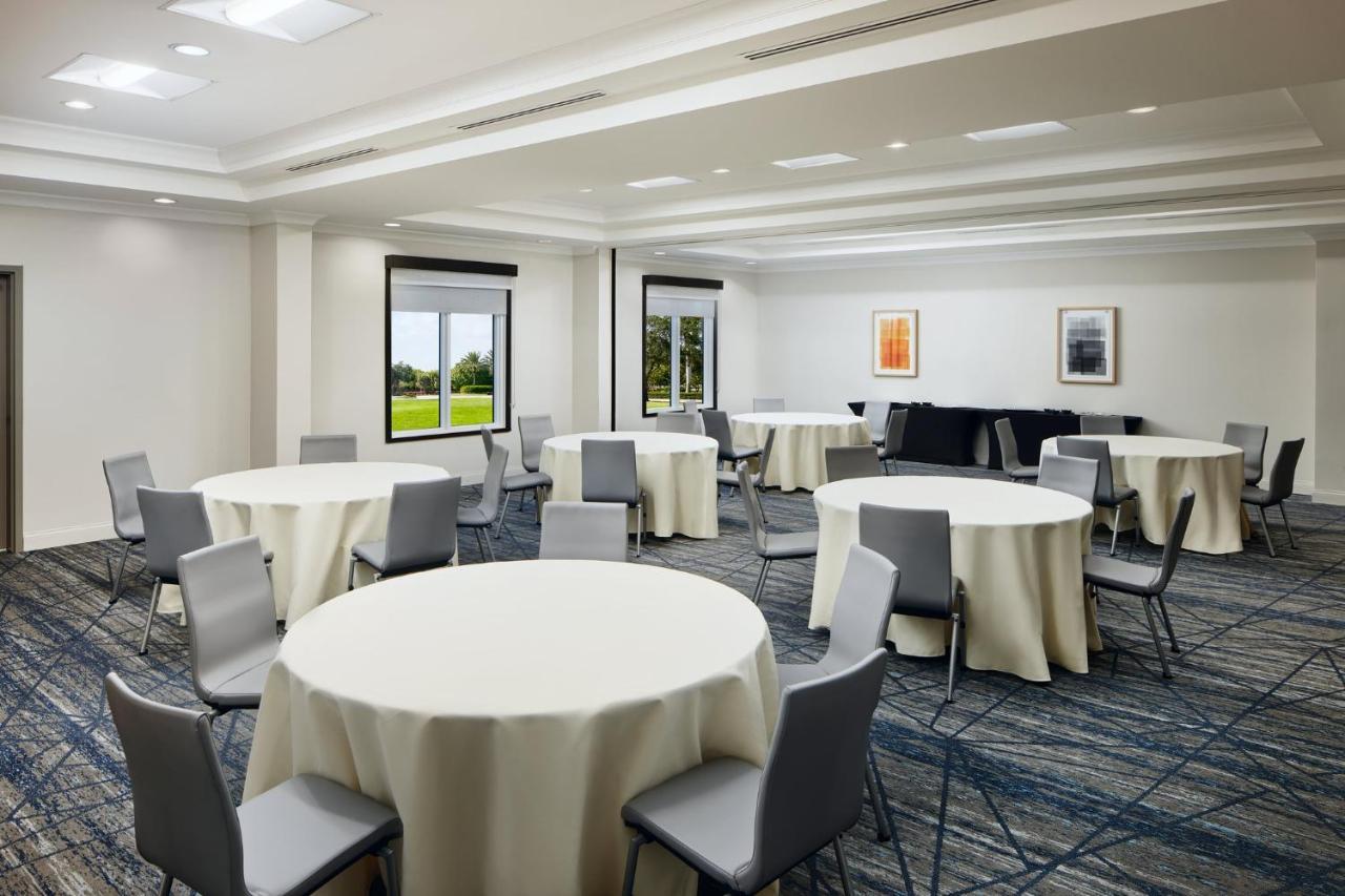 Holiday Inn Express Hotel & Suites Port St. Lucie West By Ihg Eksteriør billede
